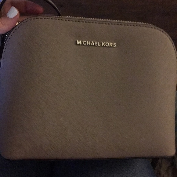 white wallets ladies